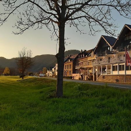 Haus Moselliebe B&B Ediger-Eller Kültér fotó