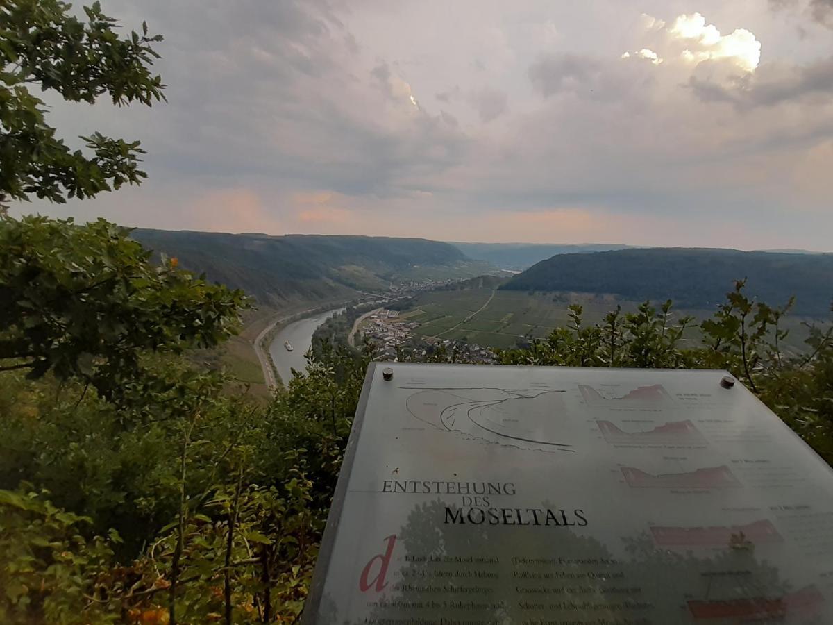 Haus Moselliebe B&B Ediger-Eller Kültér fotó